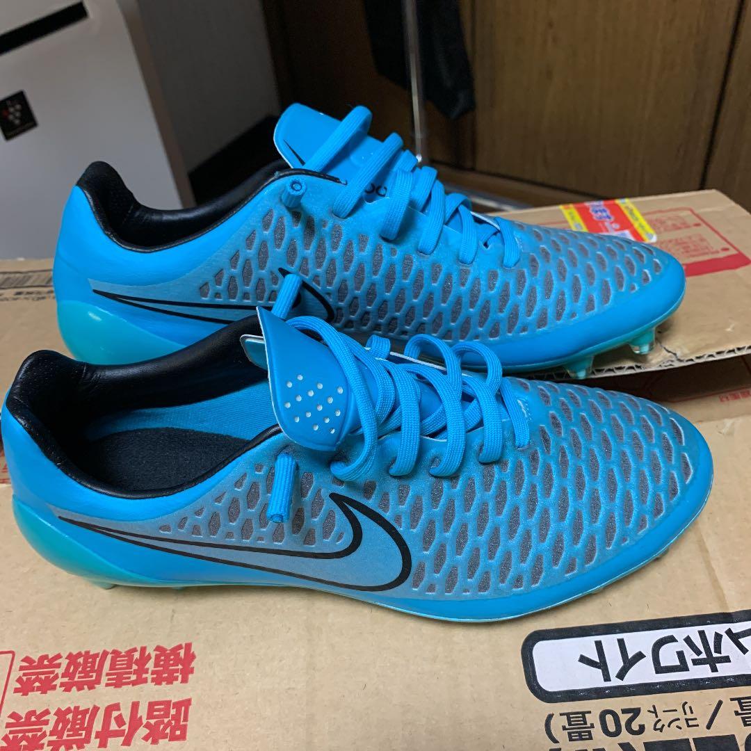 サッカースパイク ナイキ　オーパスfg