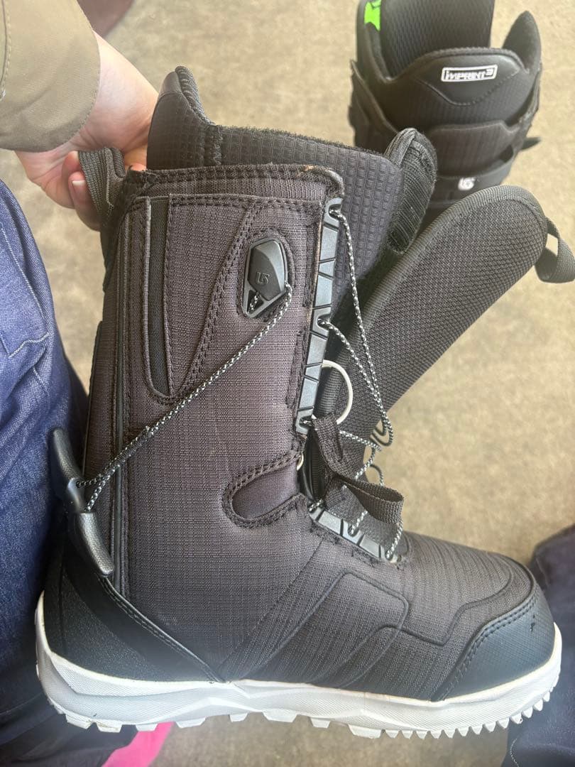 BURTON バートン STASH HUNTER 25cm
