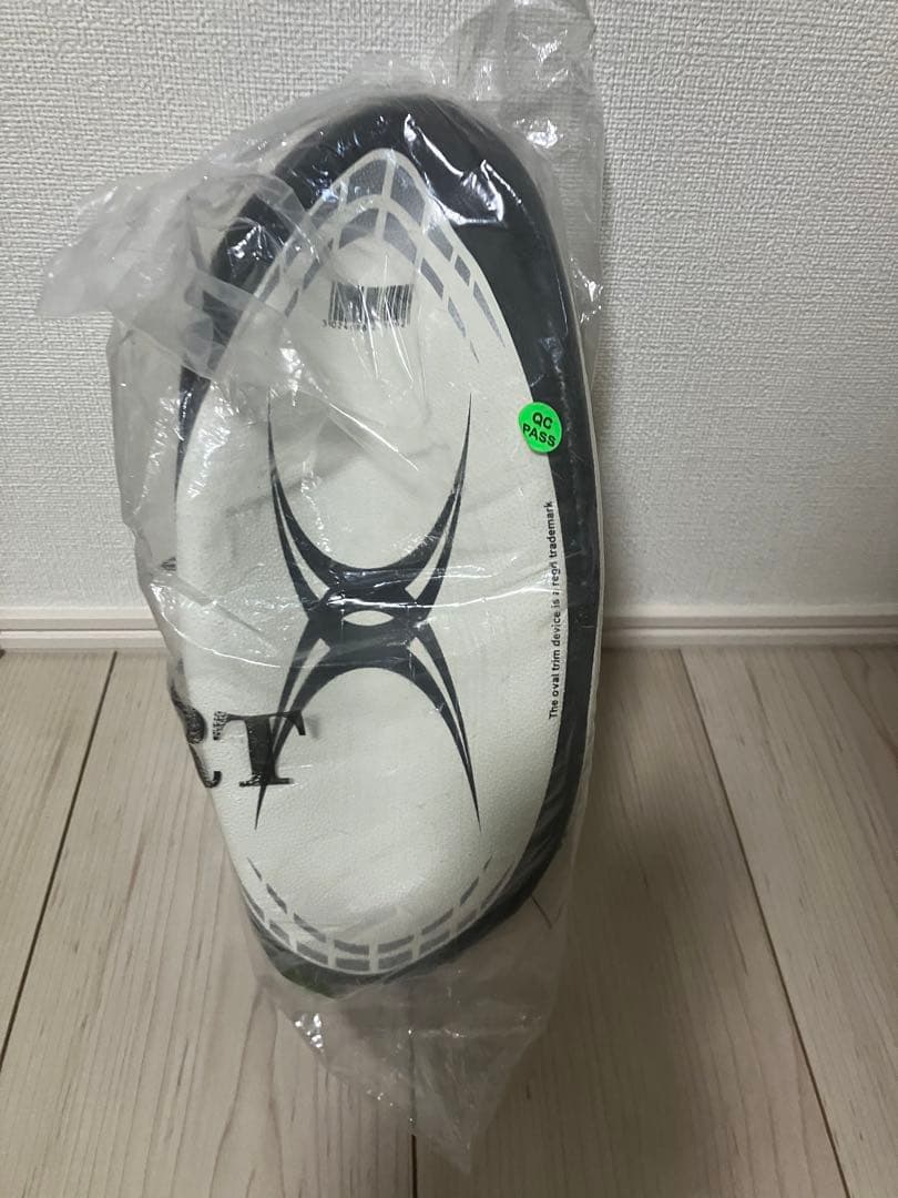 ギルバート（ブラック）　ラグビーボール　新品未使用品