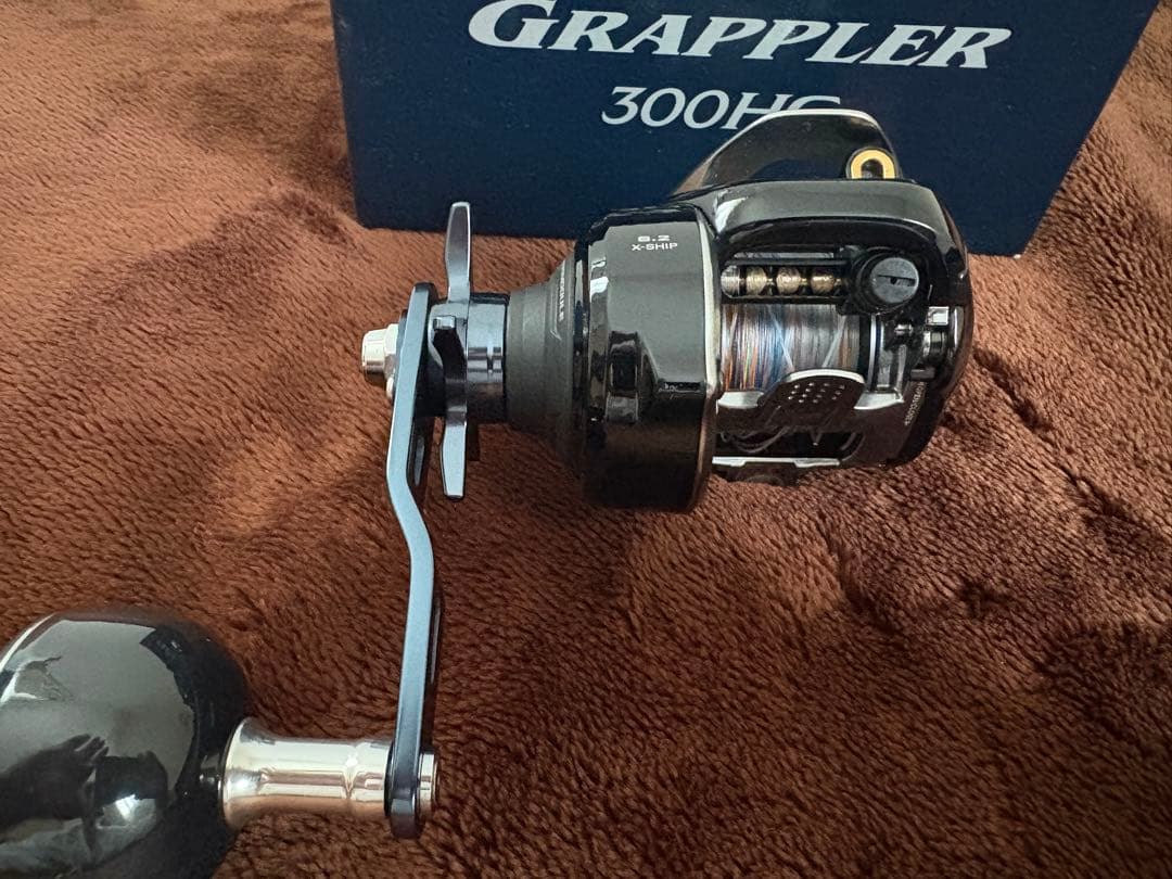 Grappler 300HG ベイトリール　右ハンドル