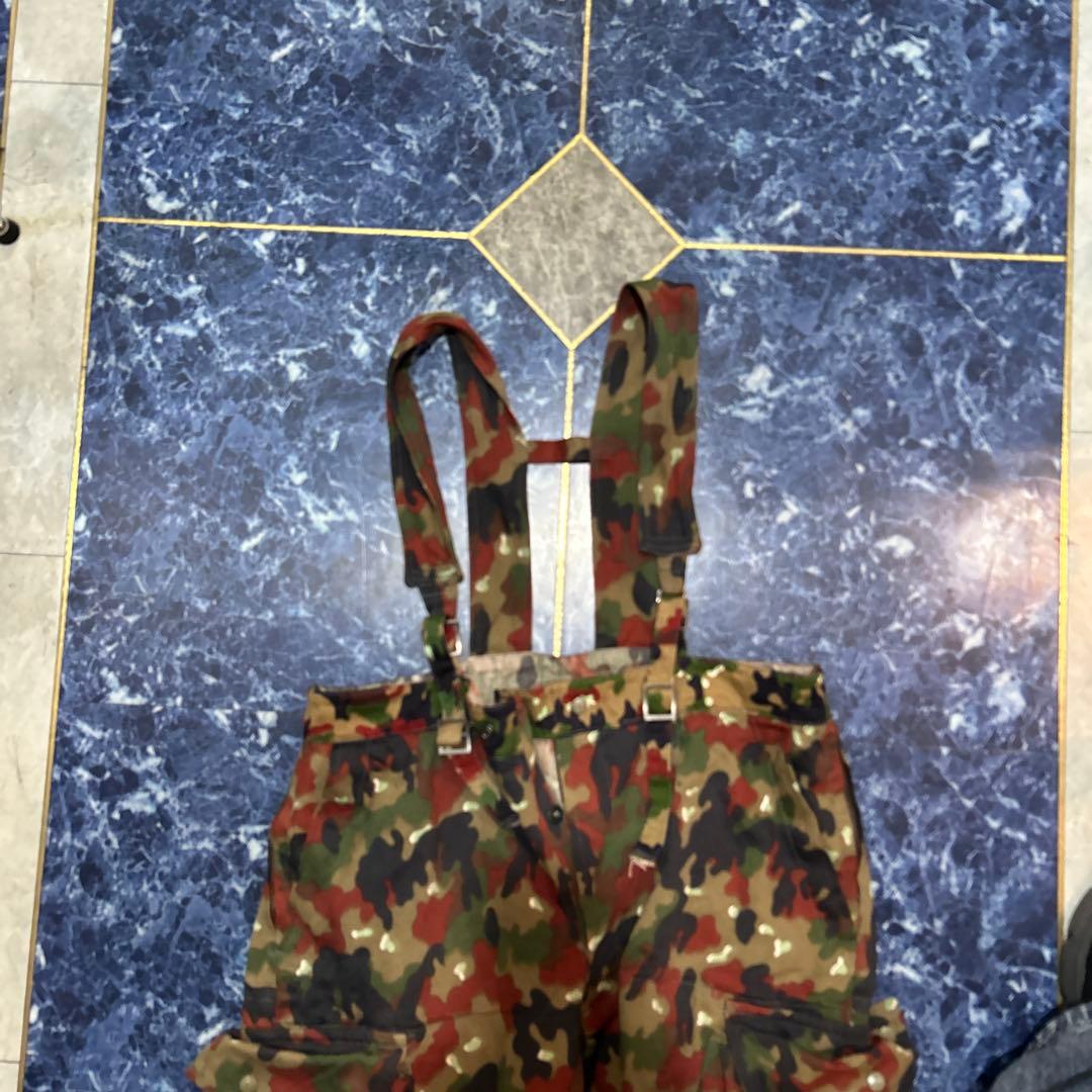 60s〜　スイス軍ミリタリーパンツ　デットストック　値引きします