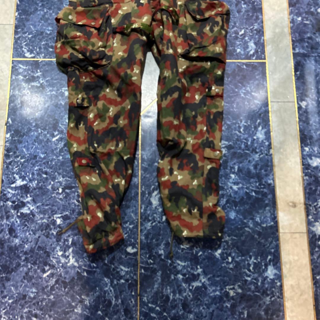 60s〜　スイス軍ミリタリーパンツ　デットストック　値引きします