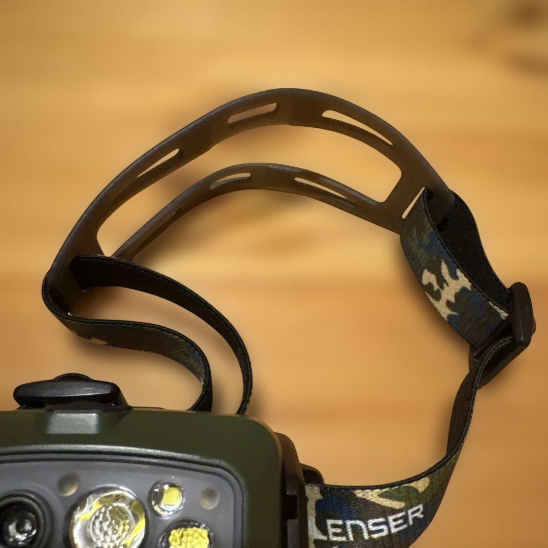 LEDLENSER HF8R CORE RGBヘッドランプ