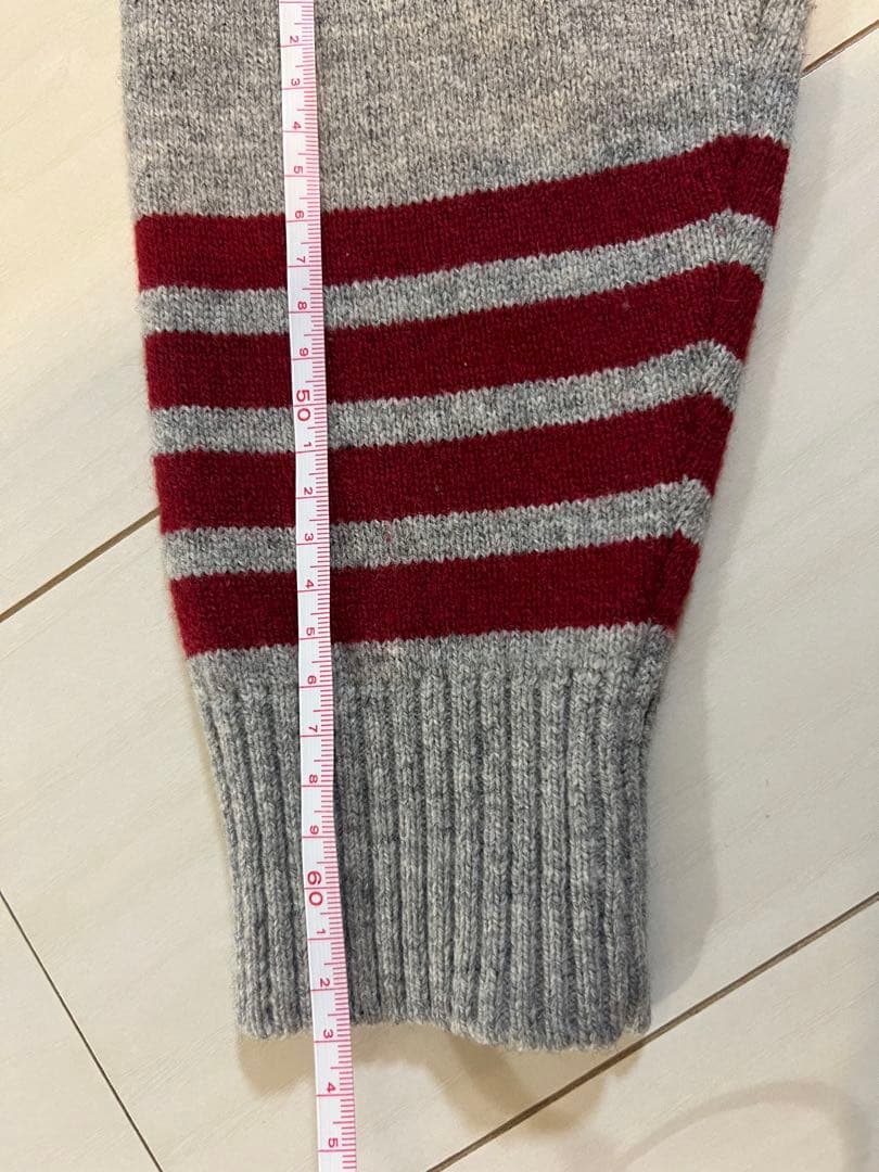 グレー 中綿入り ジップアップセーター