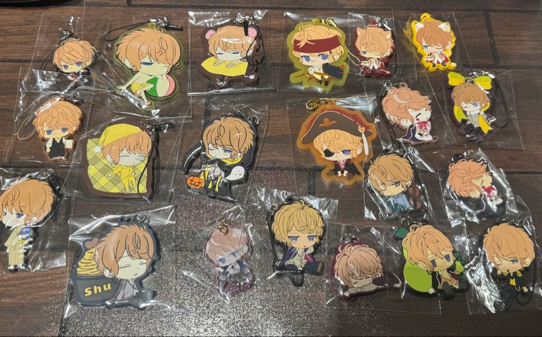 DIABOLIK LOVERS 逆巻シュウ　缶バッジ　アクキーラバスト合計43点
