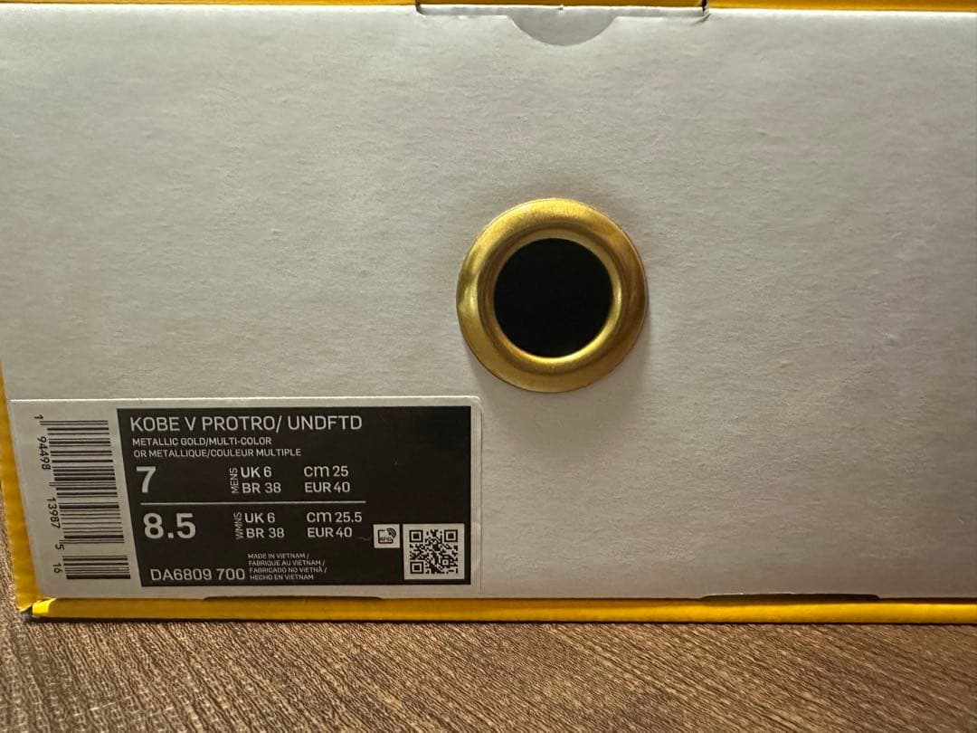 【新品・未使用】UNDEFEATED × Kobe 5 Protro 25cm