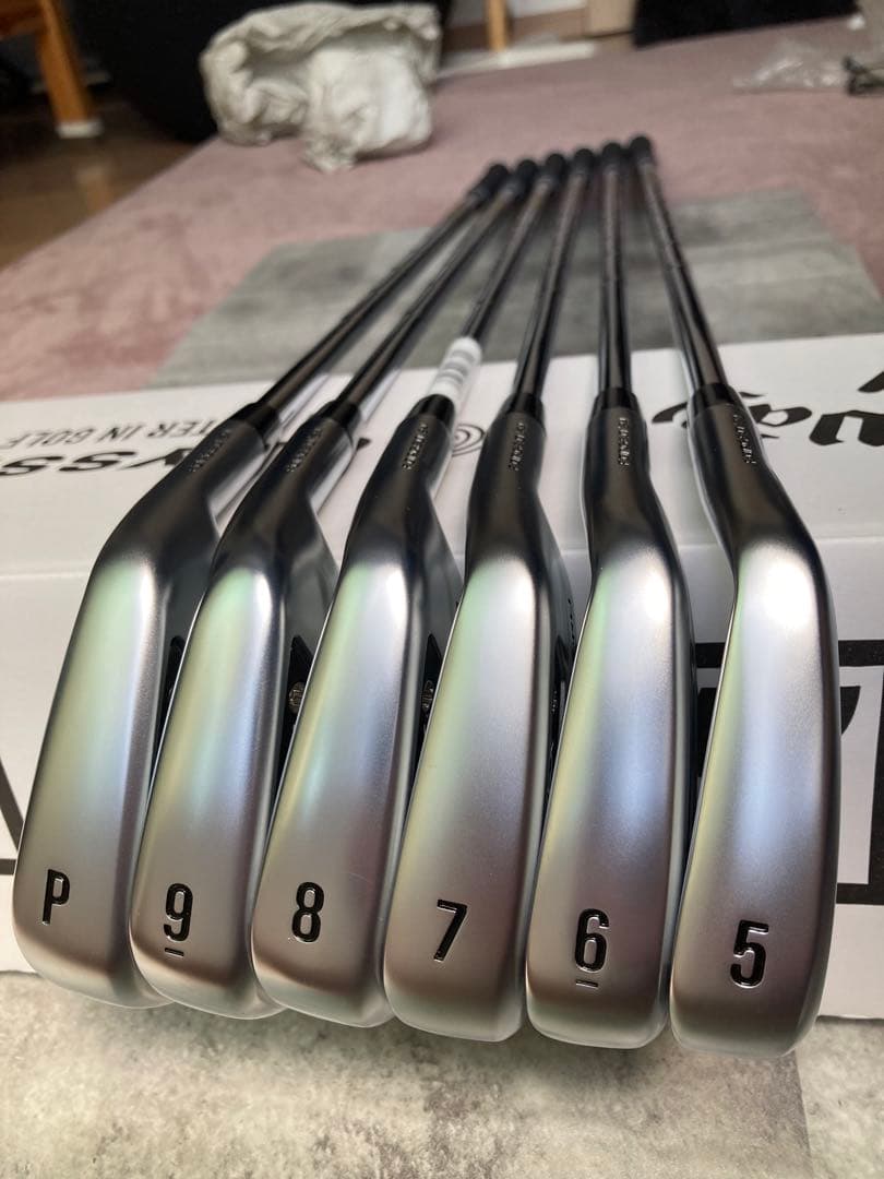 ●ラウンド未使用　超美品●キャロウェイ APEX PRO2024 DG6本セット