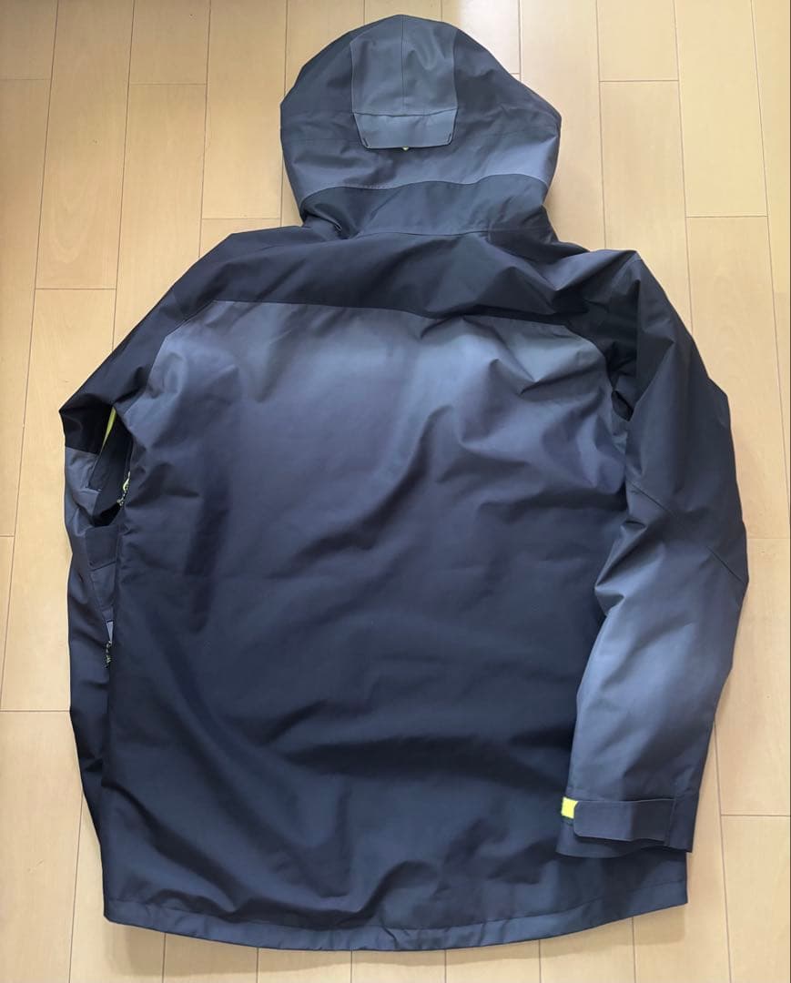 BURTON GORE-TEX スノーボードウェアLサイズ
