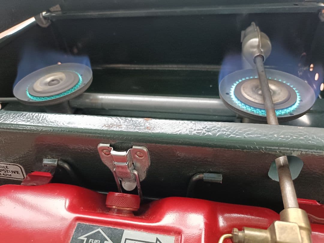 コールマン Compact Camp Stove 2バーナーコンロ　425F
