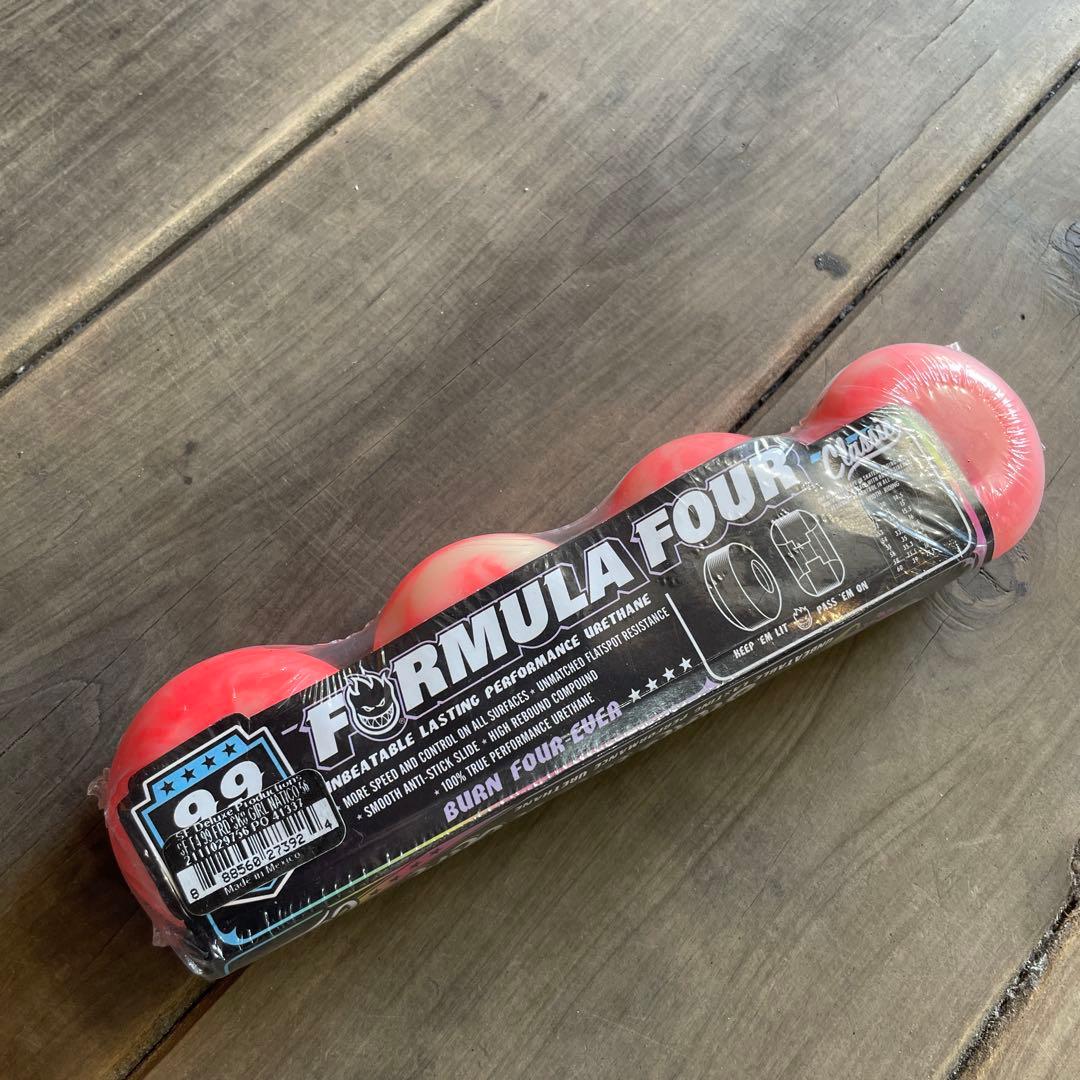 Spitfire Skate Like a Girl 56mm99Aウィール
