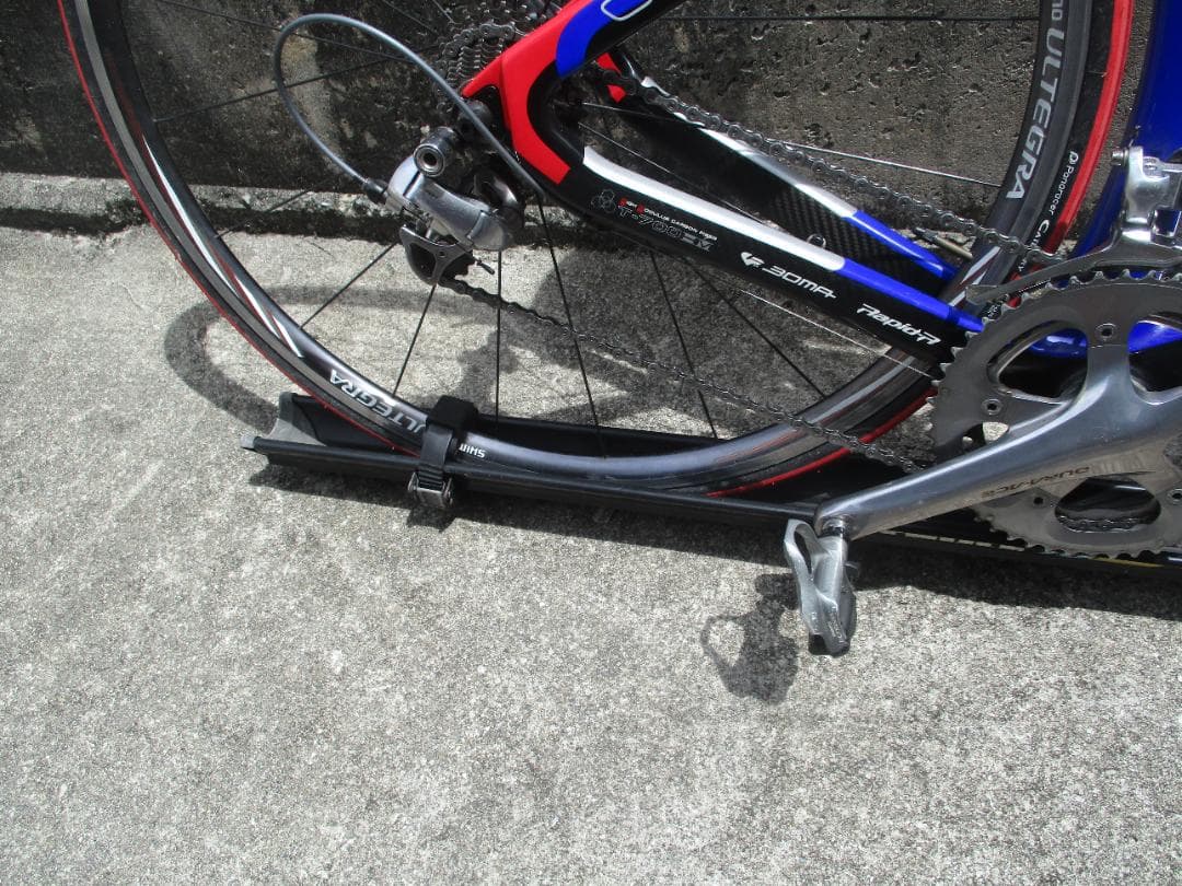 THULE 自転車キャリア２台 時を超えて愛されるデザイン