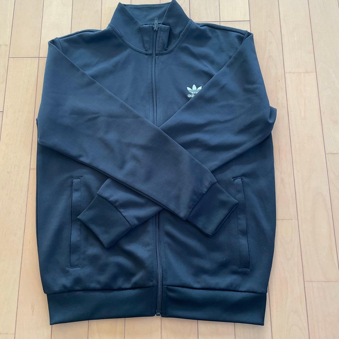 adidas ジャケット 黒　アディダス　ジャージ　上着　ブラック