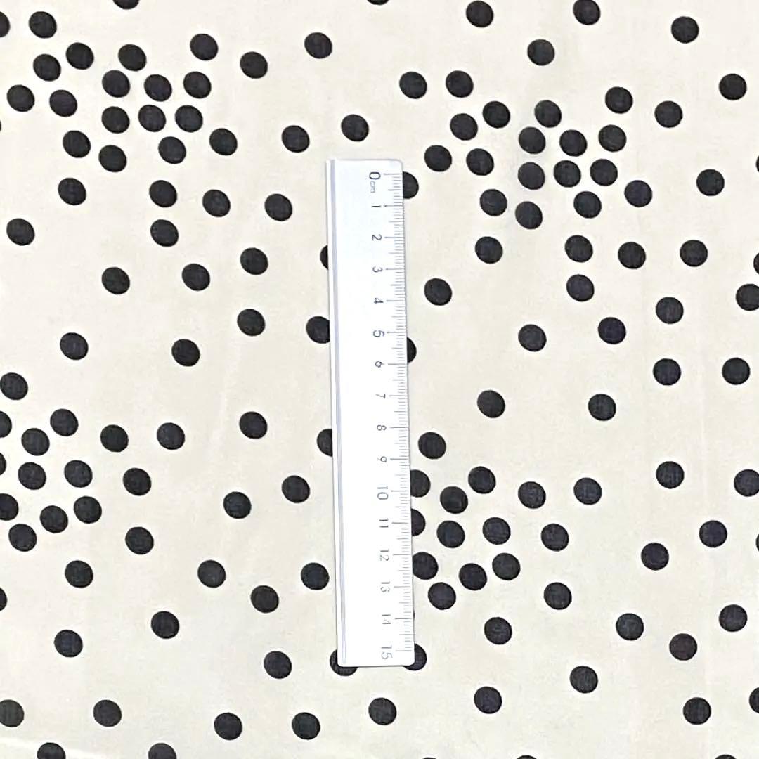 アイボリー×黒ランダム水玉　ポリエステル生地　11.8m フラメンコ衣装
