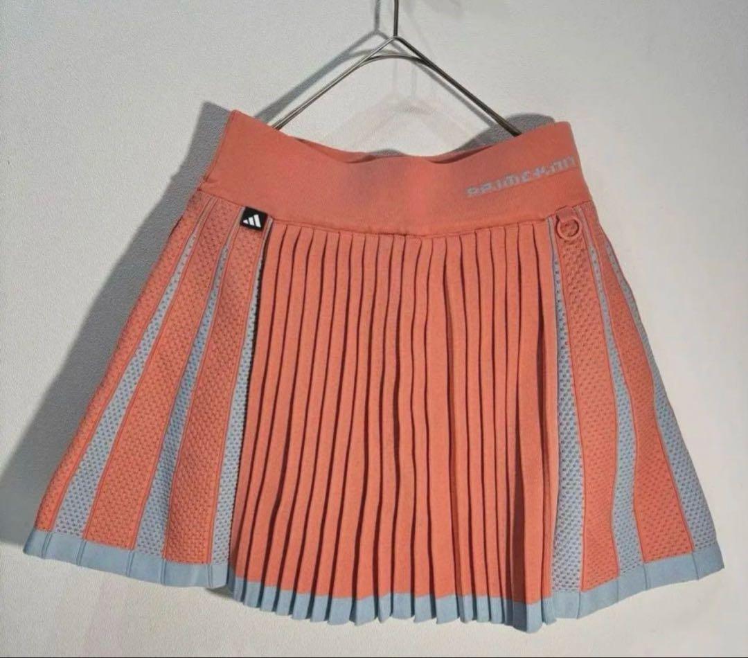 新品adidasゴルフ　ポロシャツ　プリーツスカートサーモンピンク　春色