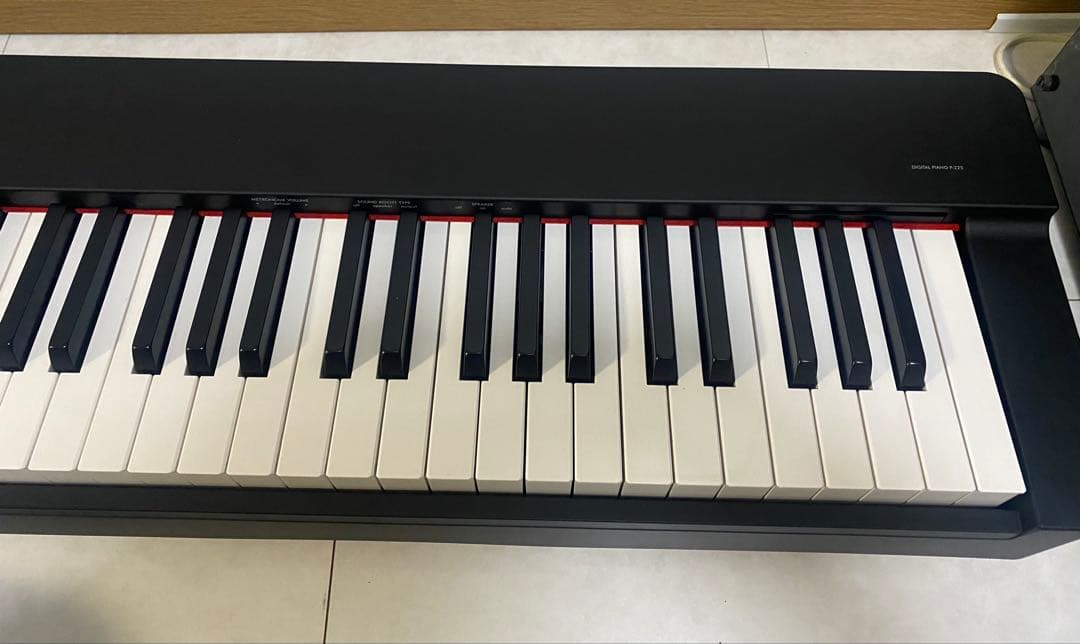 YAMAHA ヤマハ P-225B 電子ピアノ　キーボード