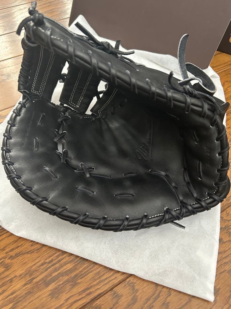 Wilson ウィルソン硬式ファーストミット　左投げ　和牛