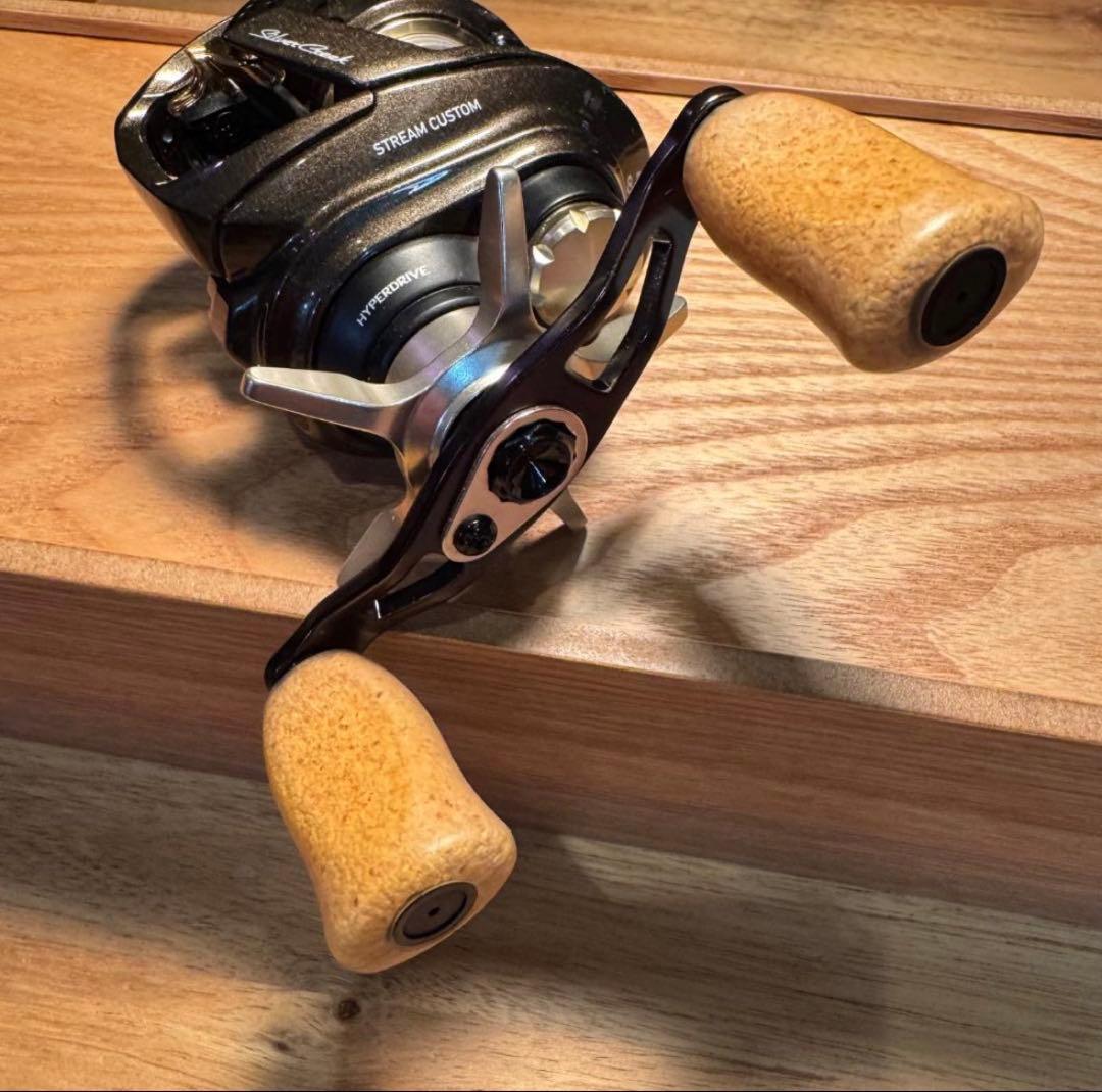 DAIWA 22 シルバークリーク エア TW ストリームカスタム 8.5L
