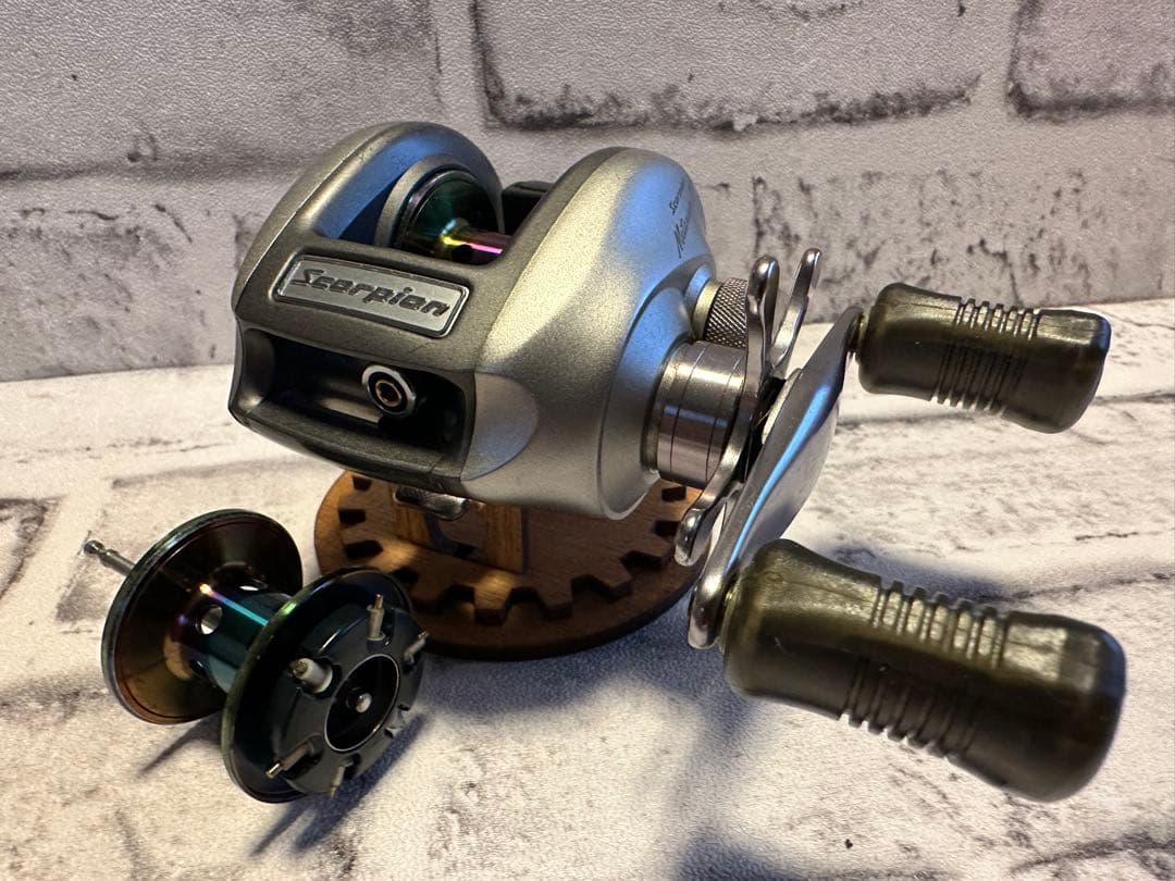 Shimano Scorpion メタニウムXT /替えスプール付き
