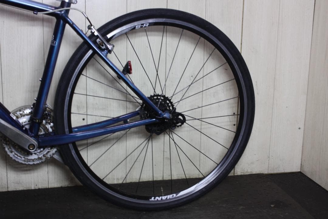 GIANT ESCAPE R3 700C アルミ 24速 465mm クロス