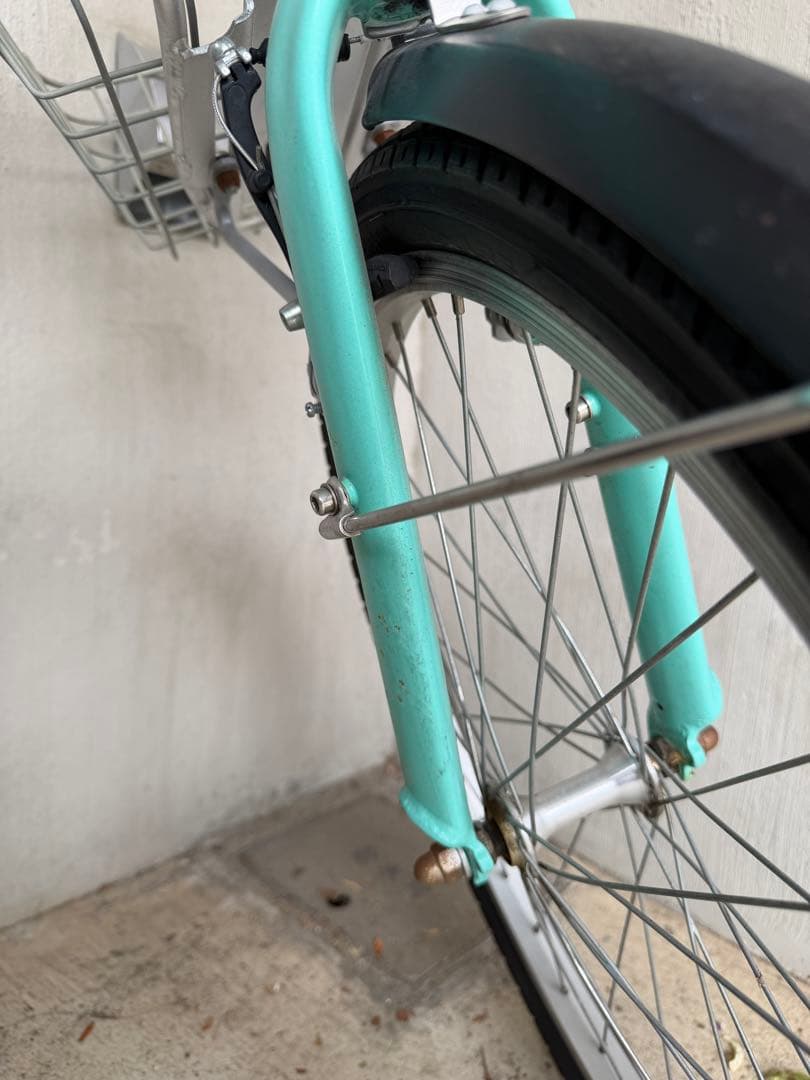 【直接引取り限定】自転車KhodaaBloomコーダブルーム22インチ