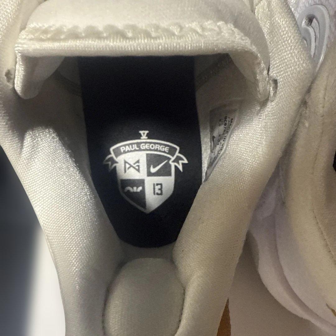 ポール　ジョージ　PG5 NIKE ID ホワイト／ゴールド