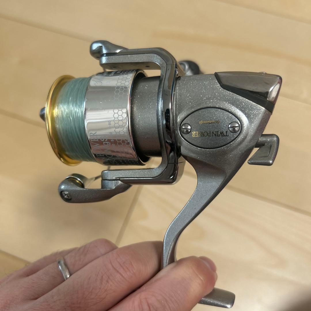 SHIMANO TWIN POWER 2500MgS スピニングリール