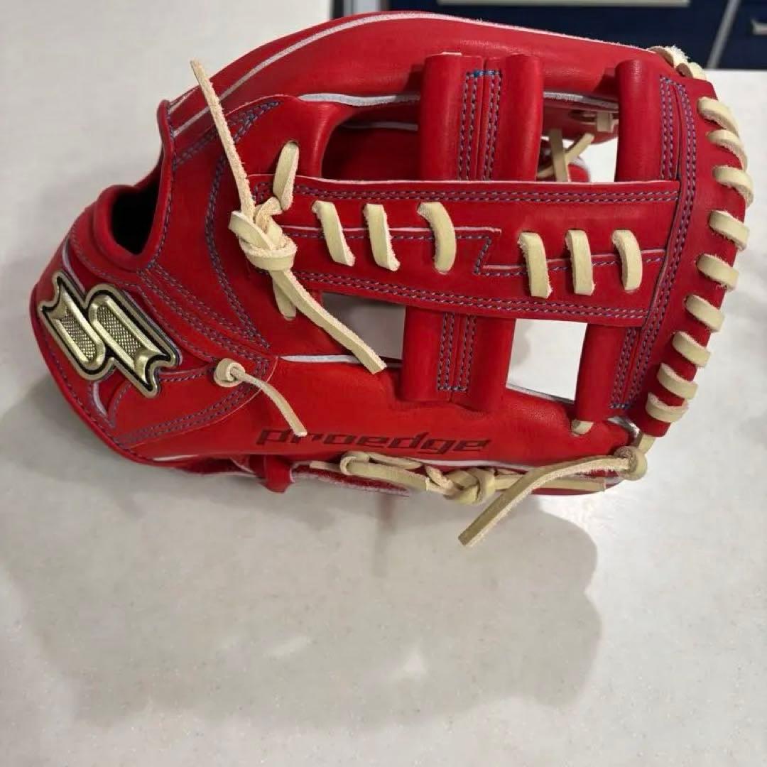 新品同様　SSK プロエッジW 軟式用 内野手モデル