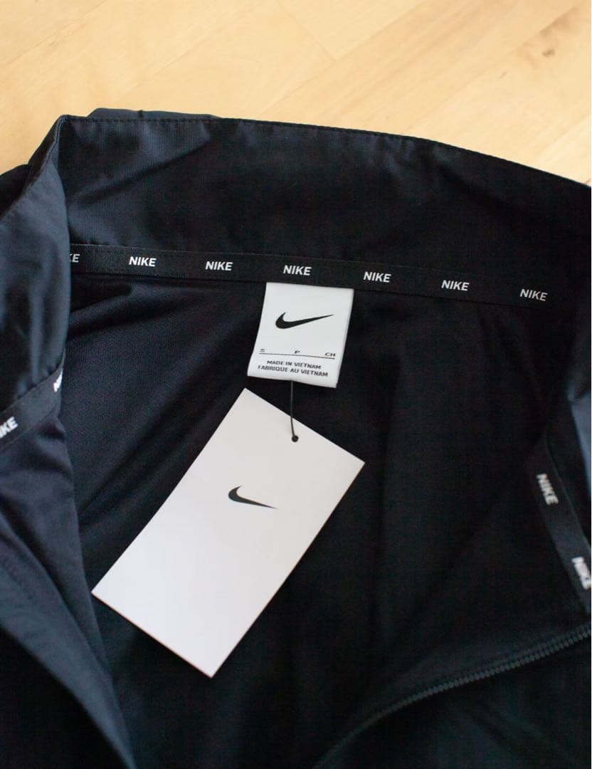 Nike 新品 ウーブン インシュレイテッド ジャケット