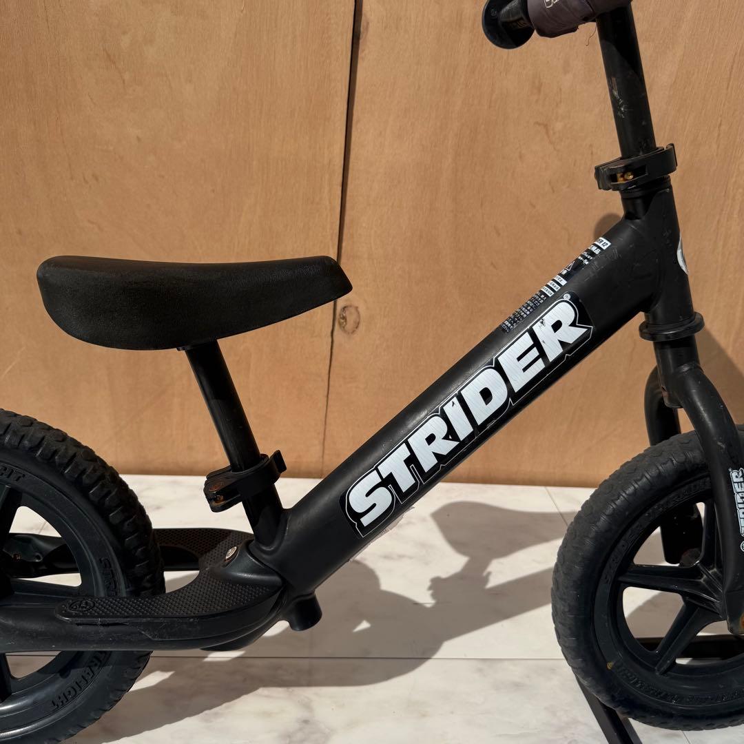 STRIDER 12 スポーツモデル ブラック 日本正規品 ストライダー