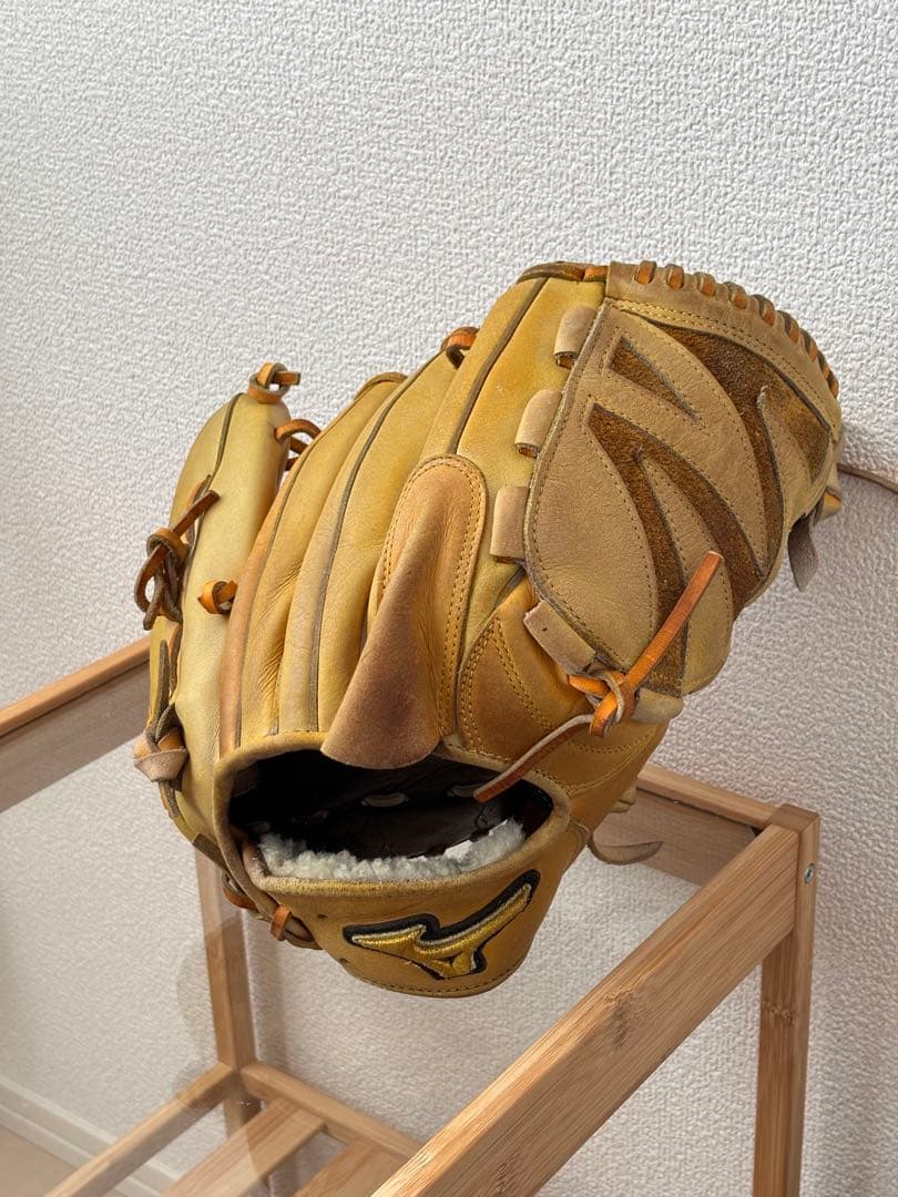 ミズノプロ 投手用 硬式用？ 野球 グローブ