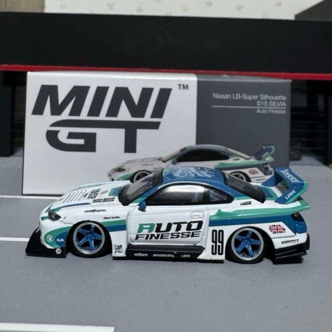 ミニカー minigt lbwk Sylvia S15 Auto Finesse