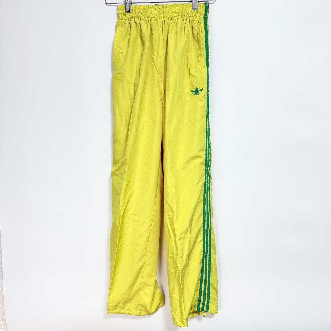 adidas　アディダス　ジャージ　上下セット　セットアップ　イエロー