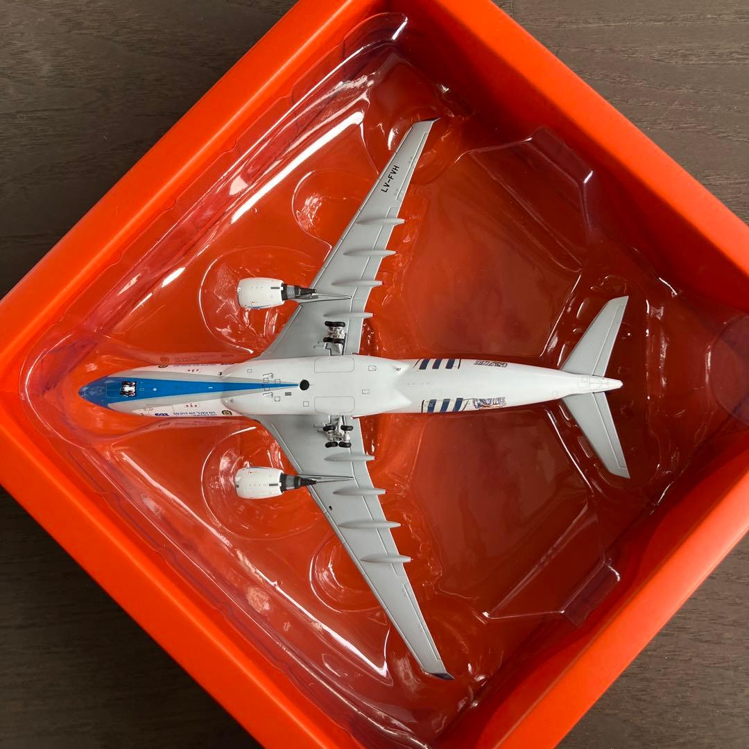 1/400 アルゼンチン航空 Airbus A330-200 LV-FVH