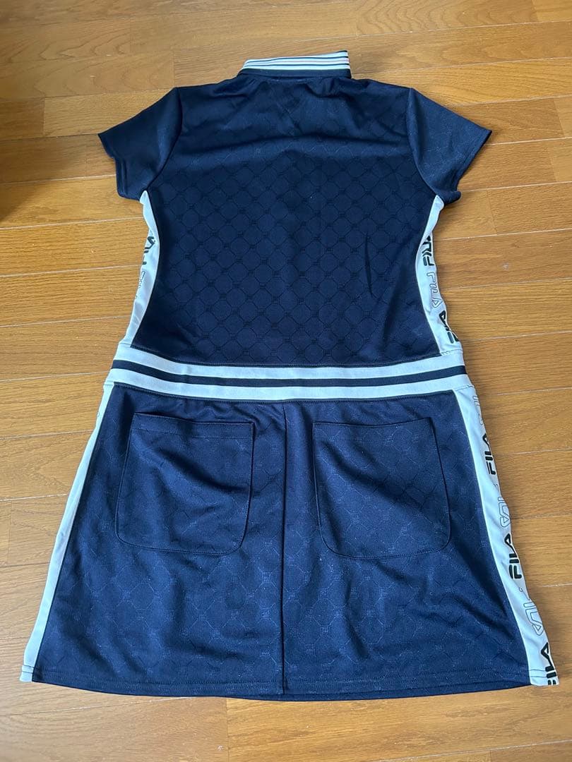 【試着のみ】フィラ FILA ゴルフ 半袖ワンピース751407 ネイビー