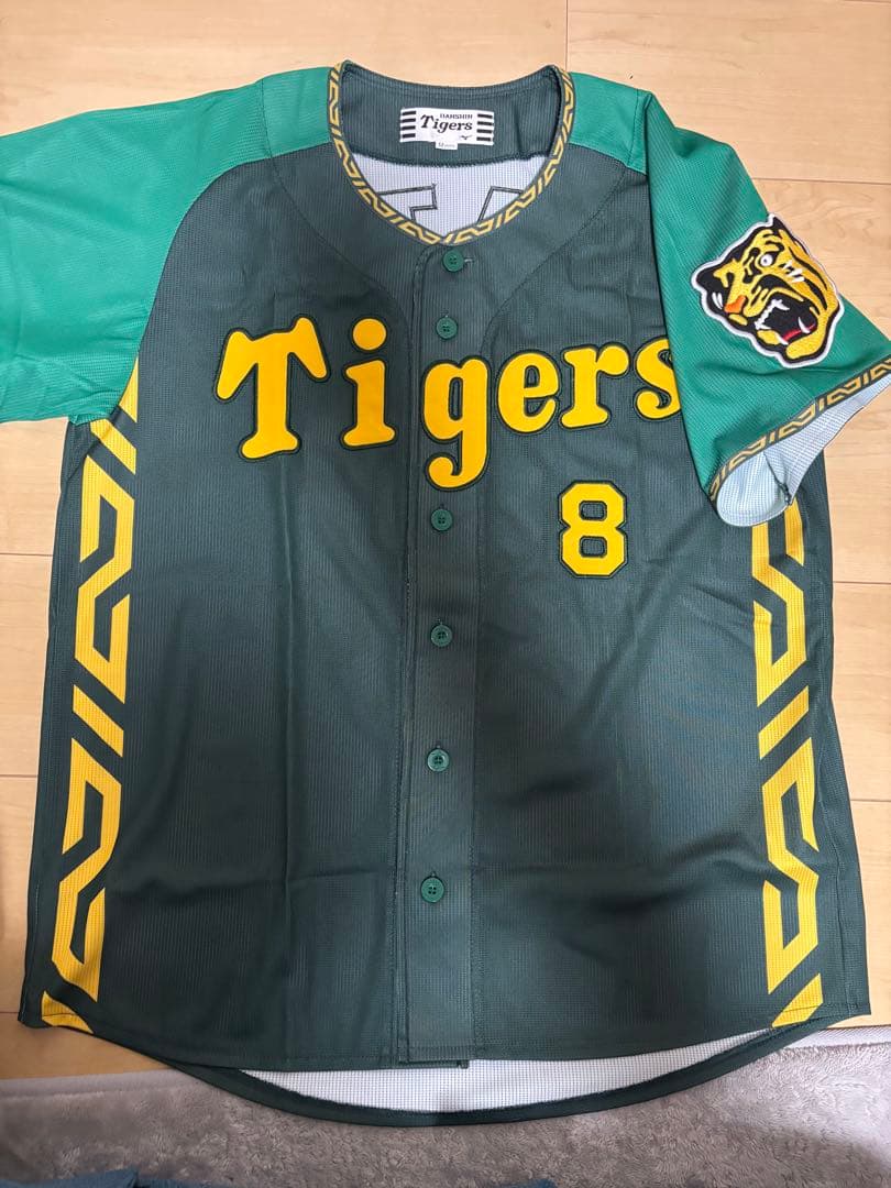 阪神タイガース 佐藤輝明 ユニフォーム ウル虎の夏 M
