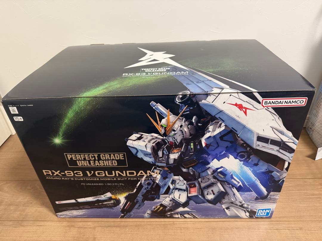 ロボット RX-93 V GUNDAM PG UNLEASHED 1/60