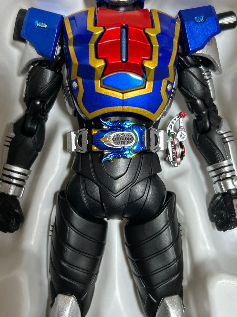 S.H.Figuarts 真骨彫製法　仮面ライダーガタック ハイパーフォーム