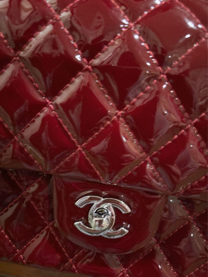 ♡希少♡新品♡CHANELワインレッドエナメルチェーンショルダーバッグ25