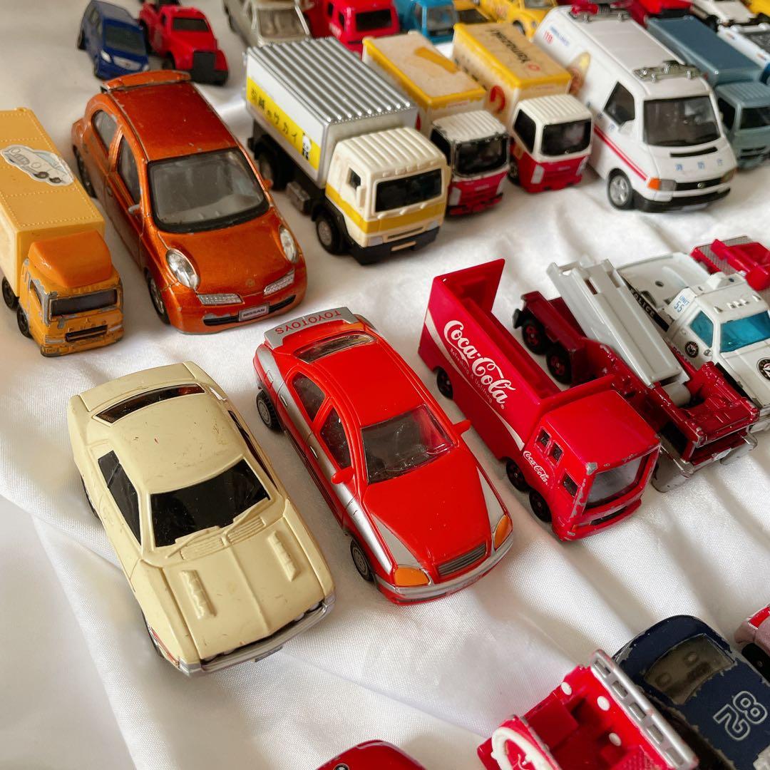 ミニカー まとめ売り トミカなど 59台 ヘリコプター1台 おもちゃ