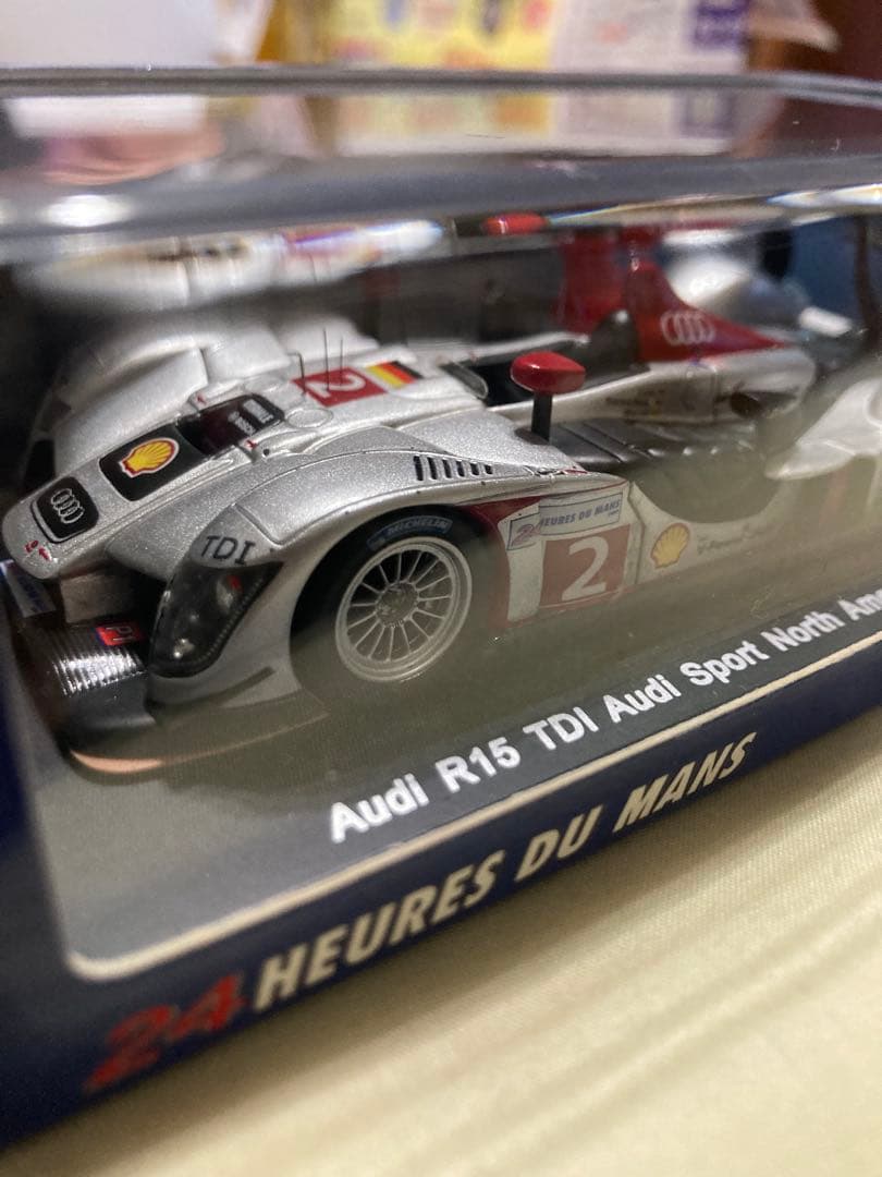 スパーク 1/43 アウディ R15 TDI LM2009 No.2