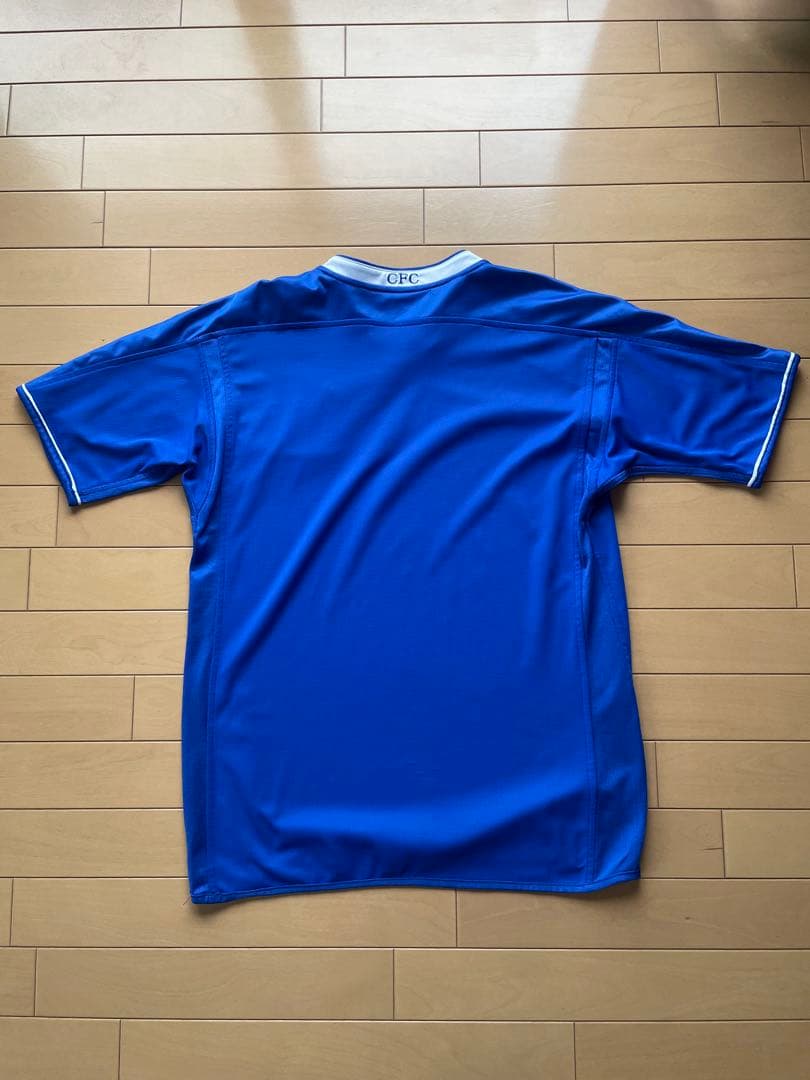 アンブロ製 UMBRO チェルシー サッカーゲームシャツ　Mサイズ　リバーシブル