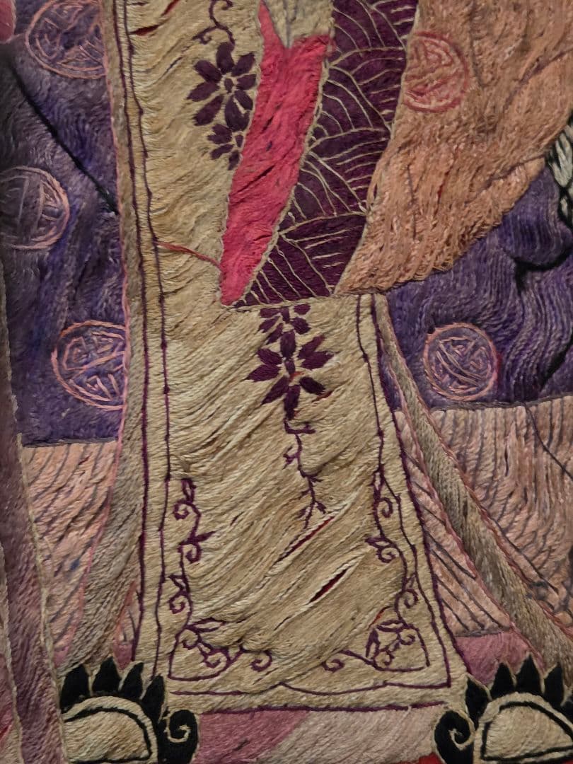 中国アンティーク　シルク(？)　刺繍 寿老（寿星）(？)　西王母(？)　壁掛け