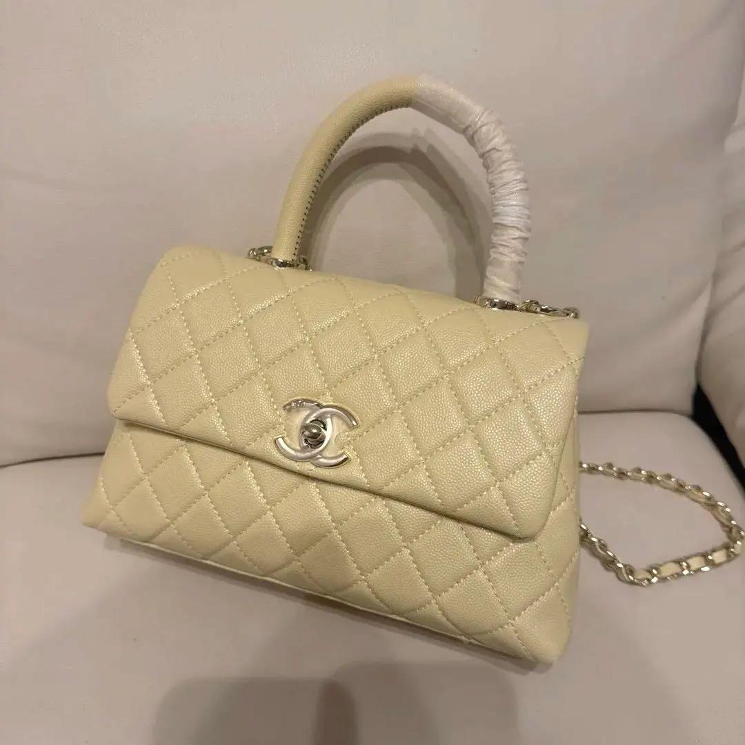 CHANEL ココハンドル24センチ　イエロー　ノベルティ