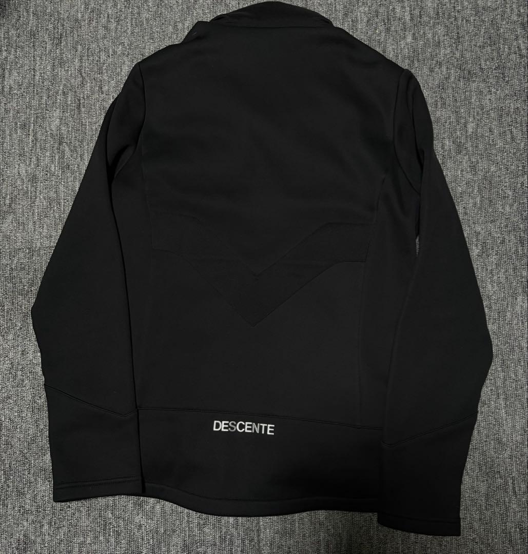 DESCENTE デサントgolfゴルフウェア　軽量ハイブリッド　中綿　ダウン