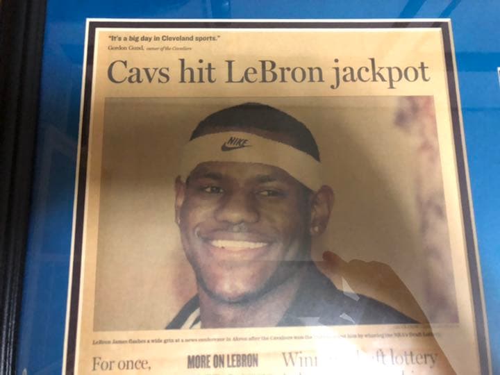 NBA LeBron James 記念品 レブロン　キャブス　レイカーズ