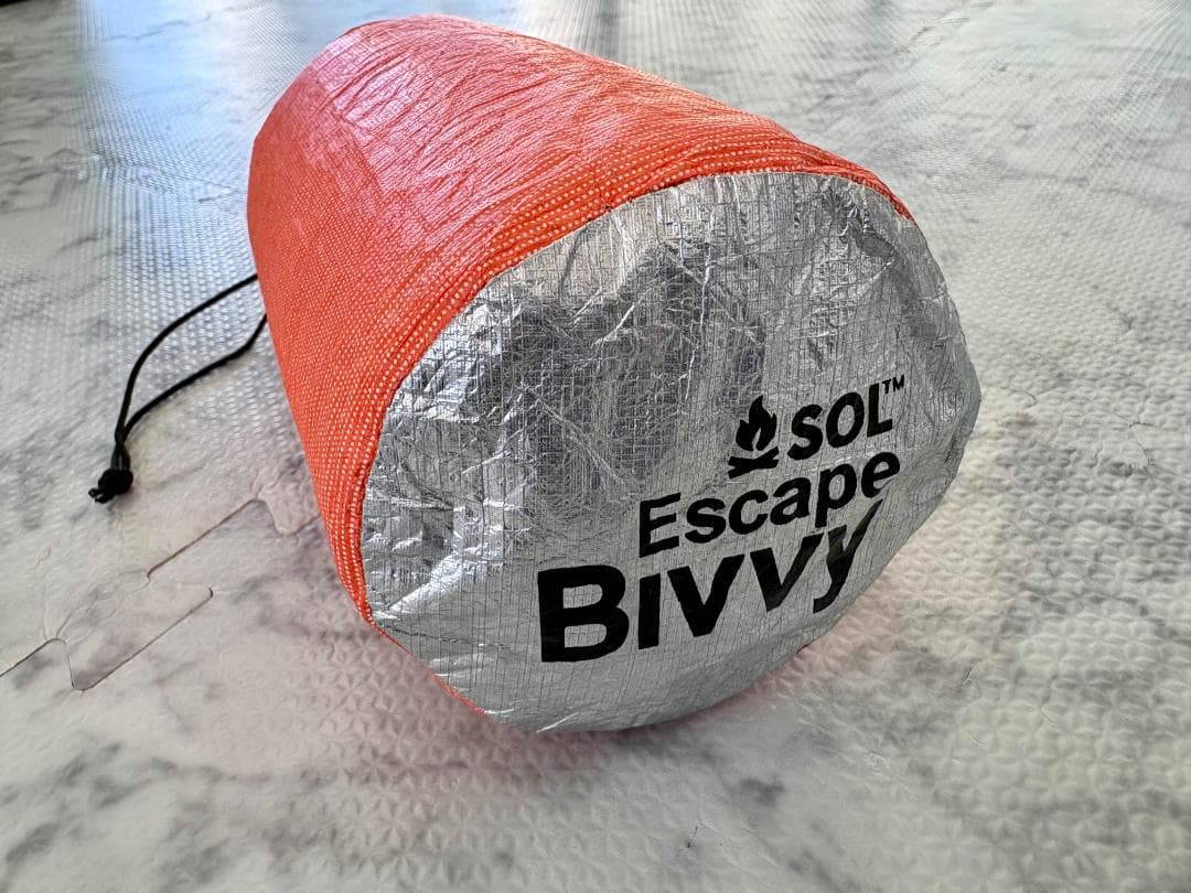 【美品】2025年購入 エスケープ ヴィヴィ SOL シュラフカバー bivvy