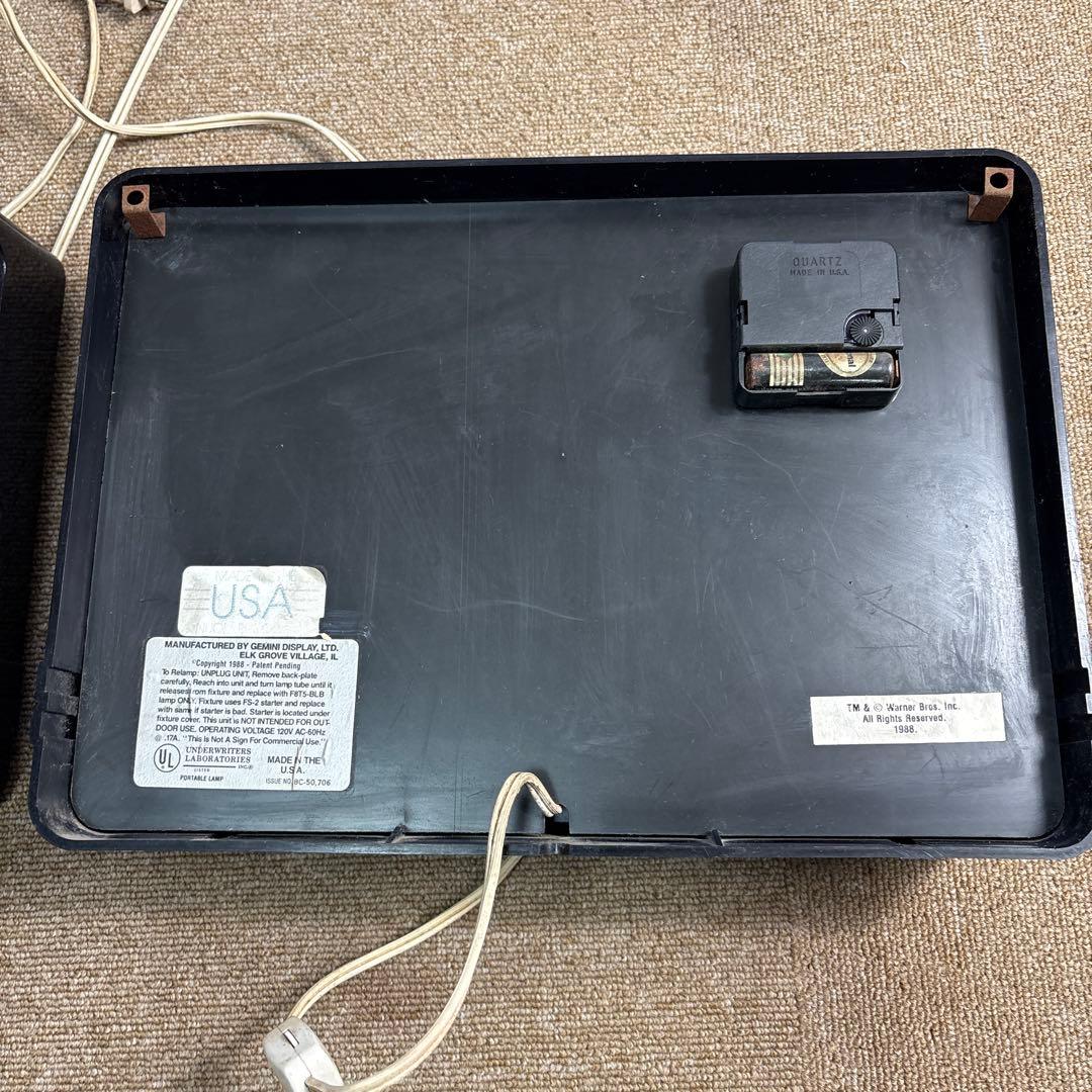 ダック・ドジャー バグス・バニー 時計付きライトボックス中古不動品