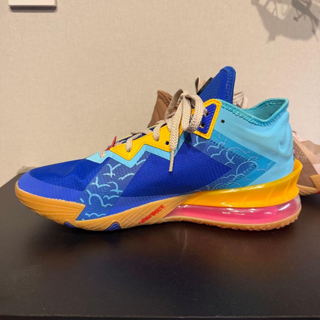 【レア】NIKE スペース プレイヤーズ × ナイキ レブロン 18 28.0
