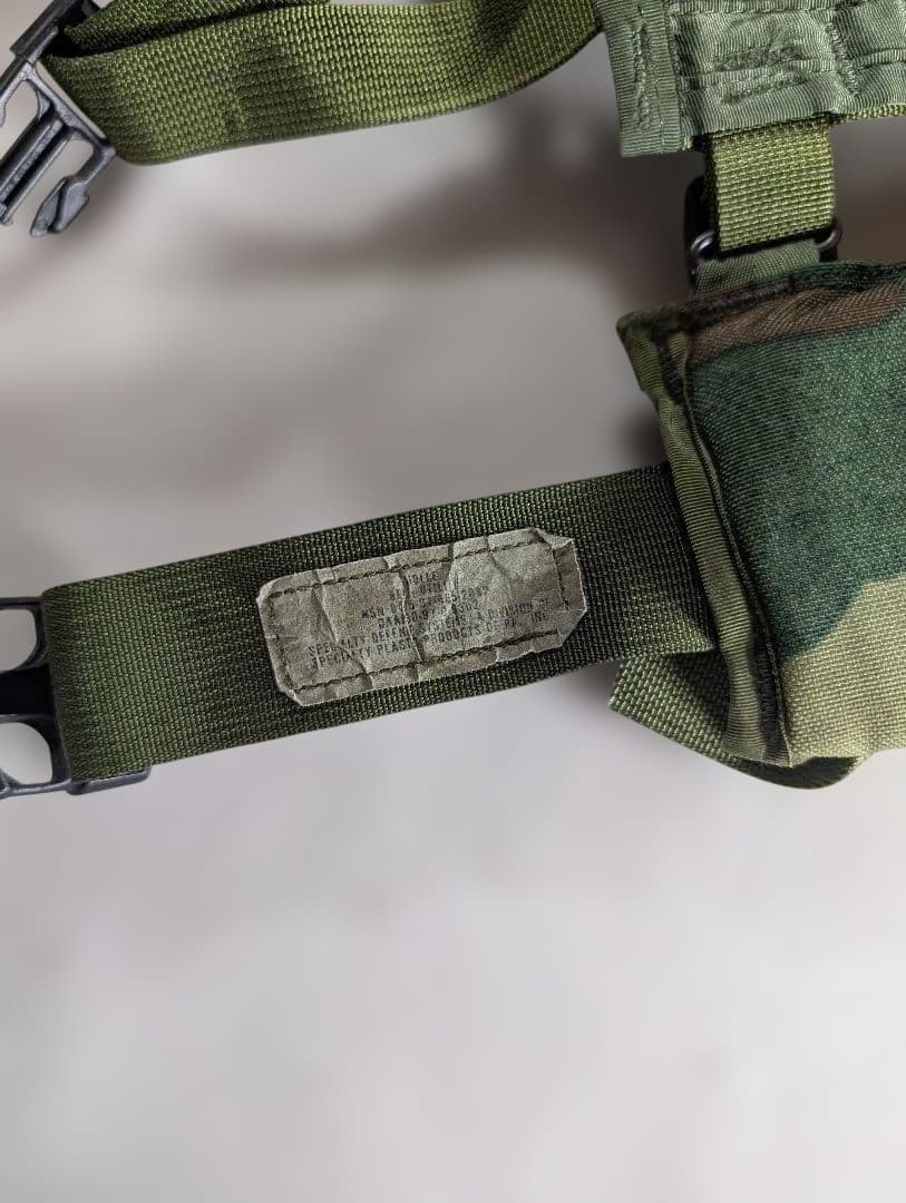 米軍 MOLLE ロードベアリングベスト実物 本物の質感　管3039