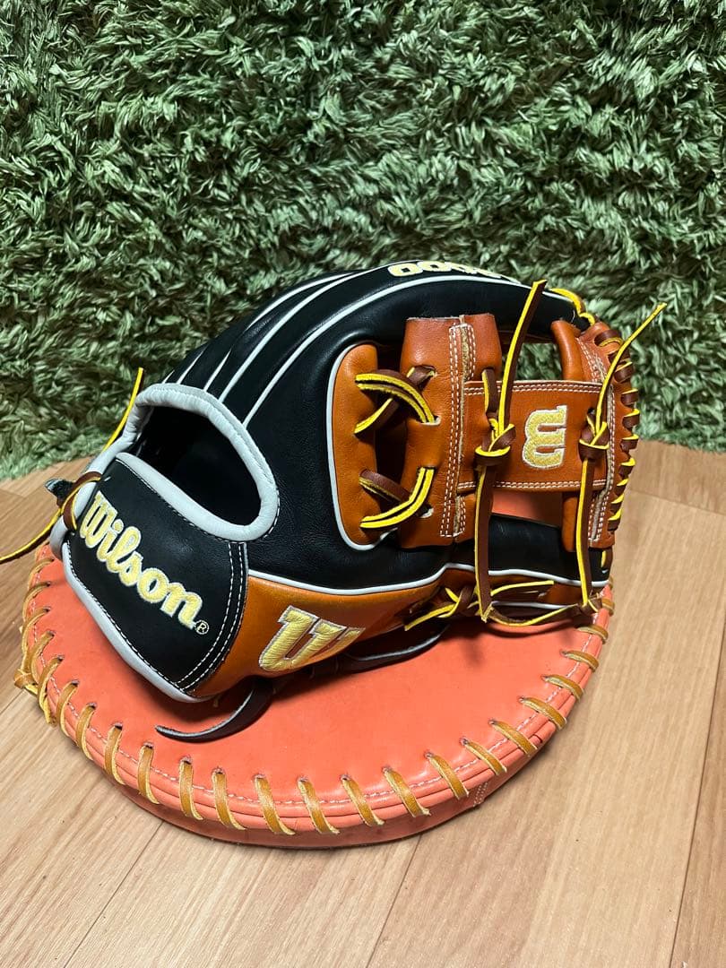 Wilson A2000 1975 硬式内野手用グラブ ブラック×ブラウン